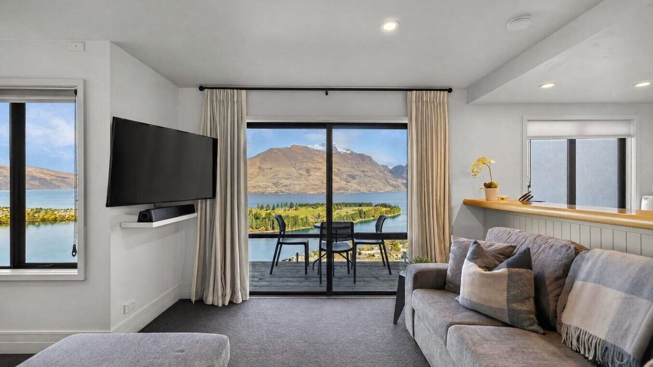 Photo of Others in Queenstown