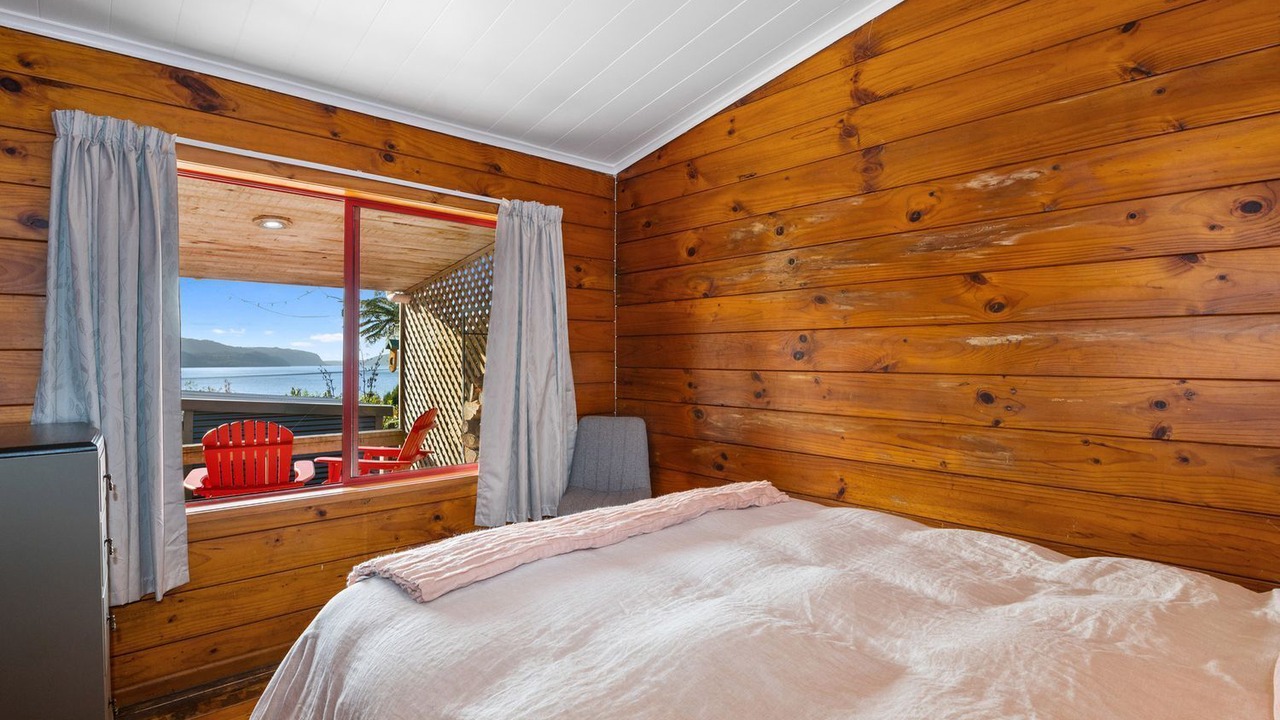 Photo of Bedroom in Lake Tarawera