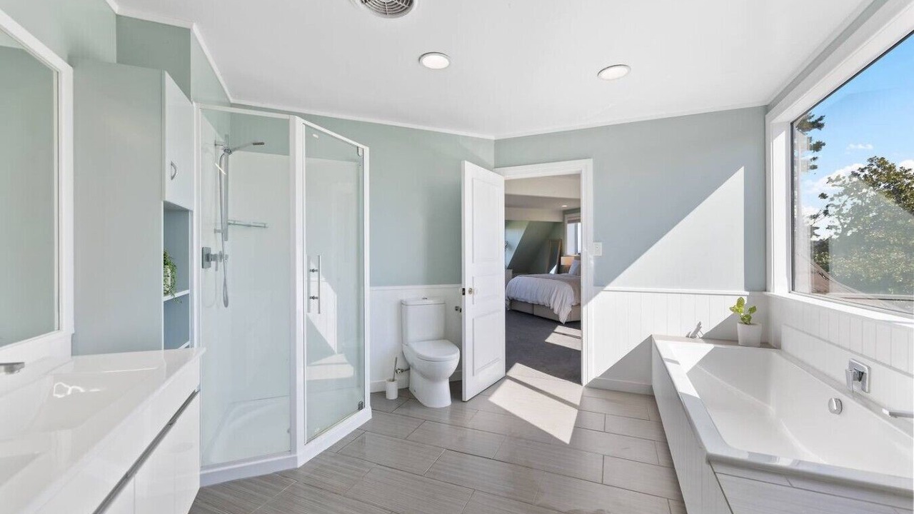 Photo of Bathroom in Nukuhau