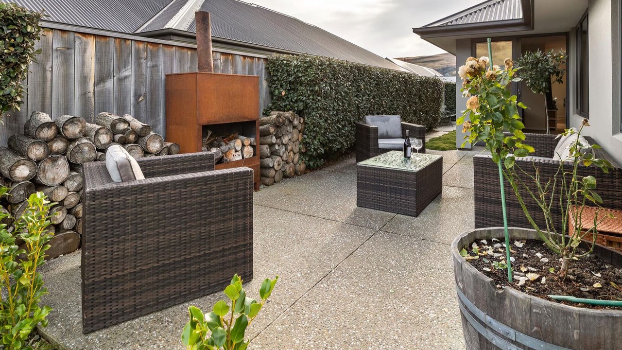Photo of Patio Balcony in Lake Hayes