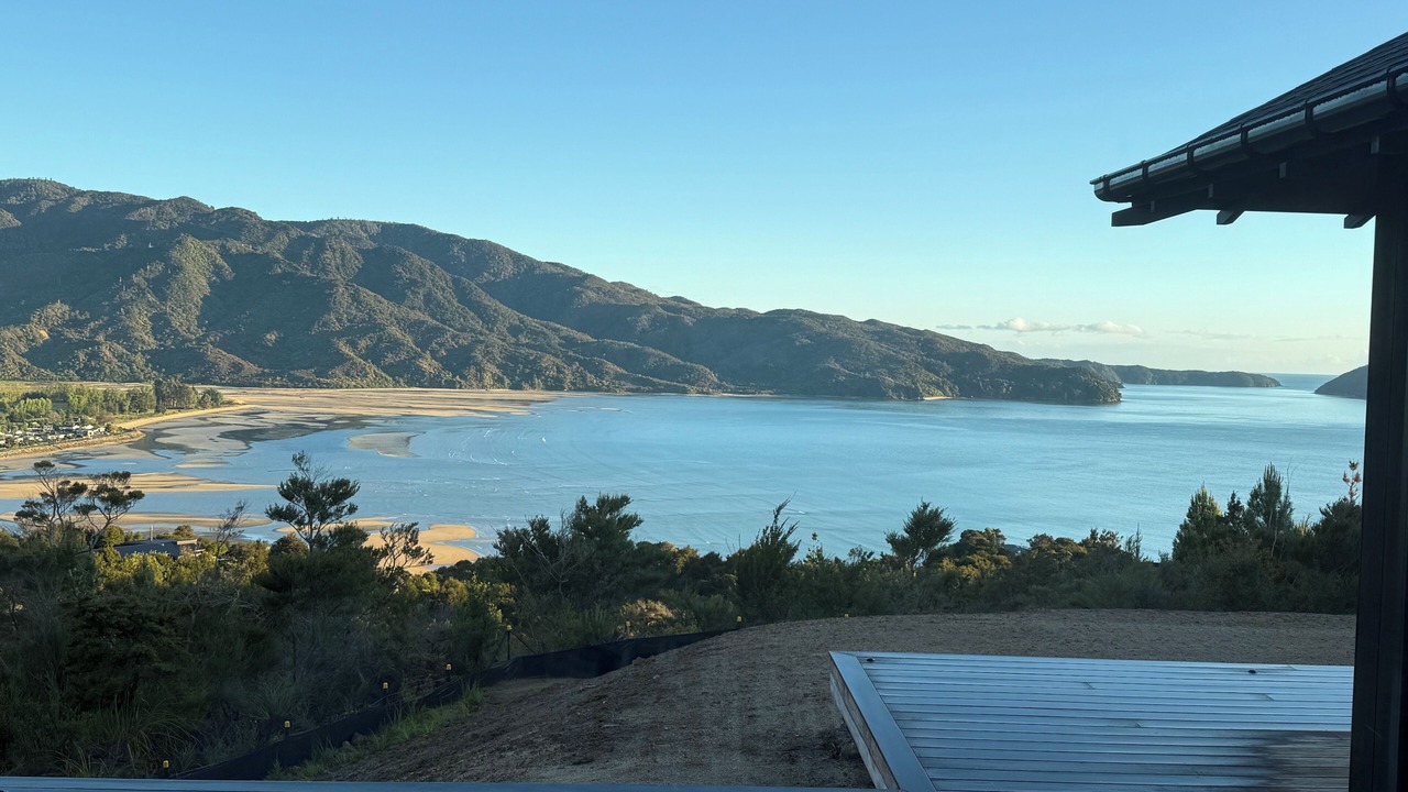 Photo of Others in Ngaio Bay