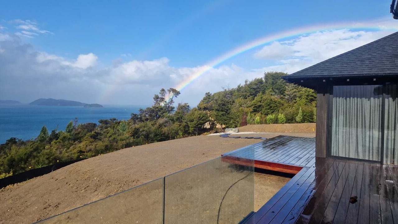 Photo of Patio Balcony in Ngaio Bay