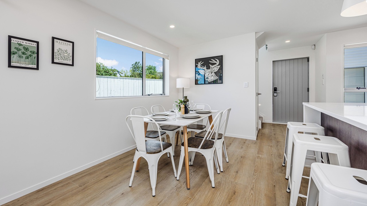 Photo of Others in Mount Roskill