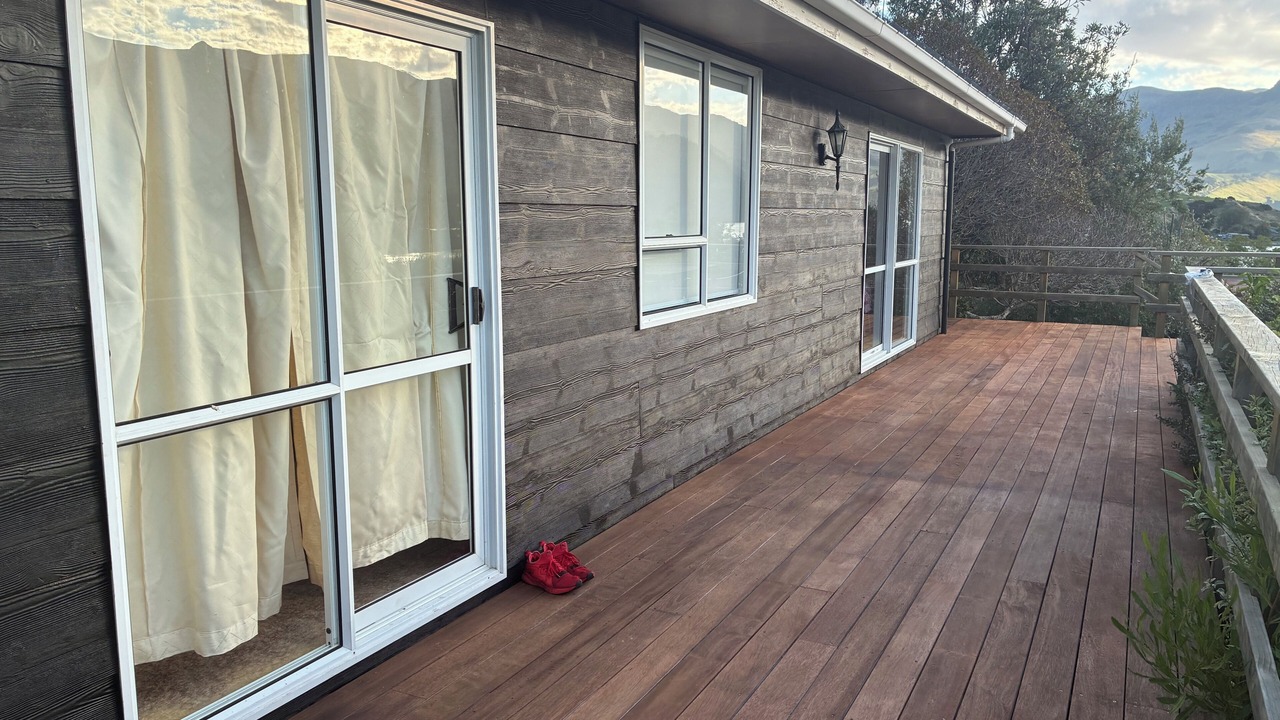 Photo of Patio Balcony in Port Levy