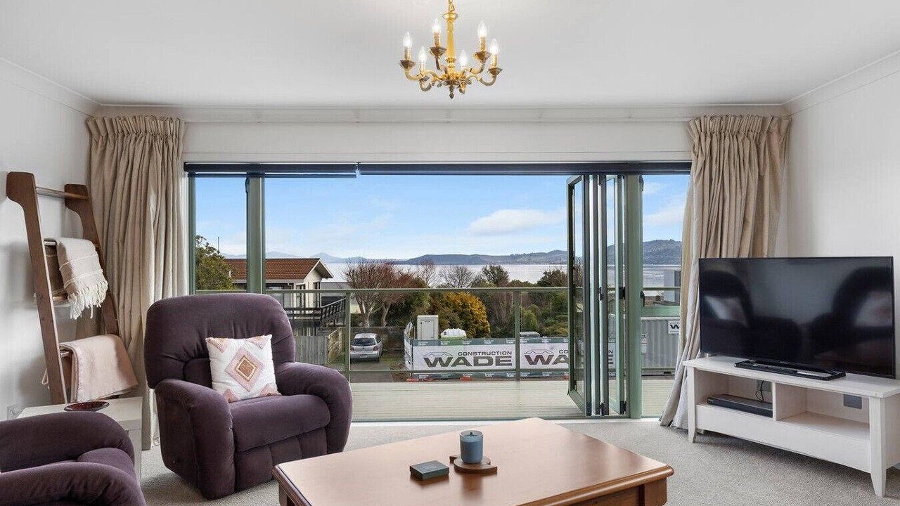 Photo of Livingroom in Hilltop