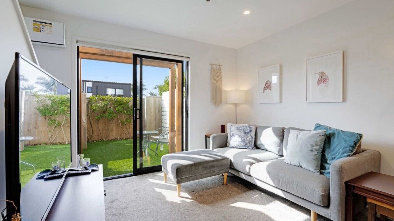 Photo of Livingroom in Te Atatu Peninsula