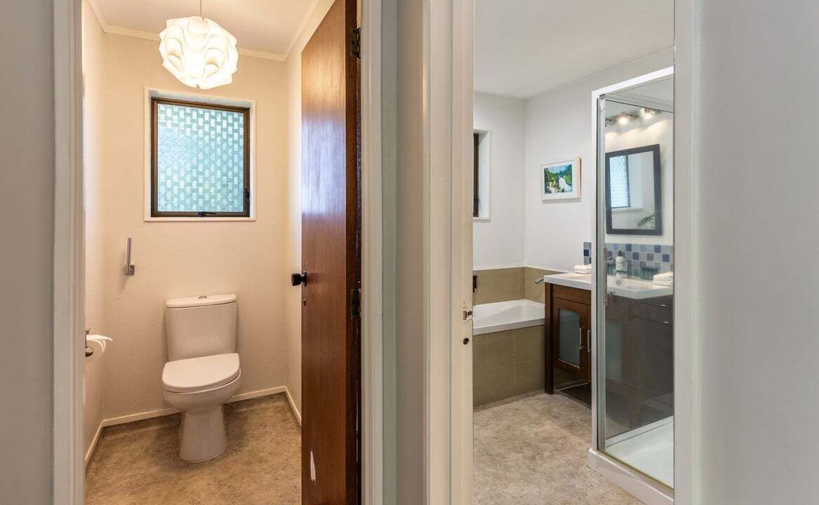 Photo of Bathroom in Richmond Heights