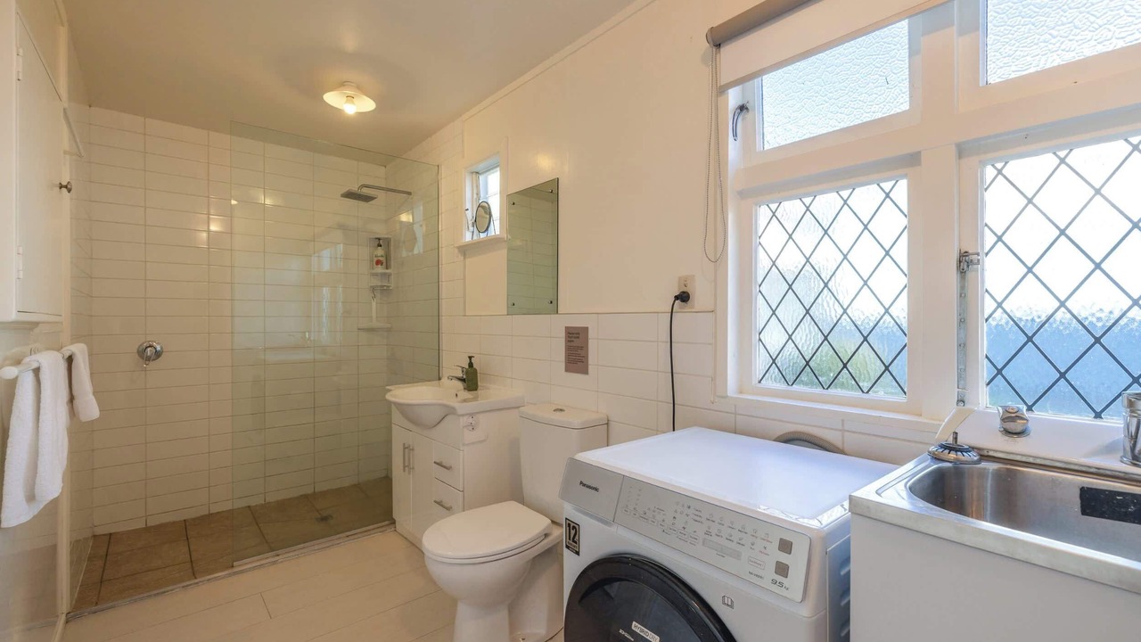 Photo of Bathroom in Surfdale