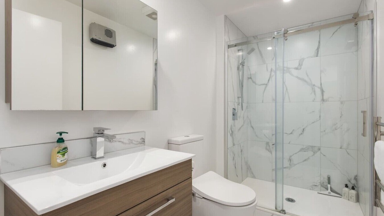 Photo of Bathroom in Addington
