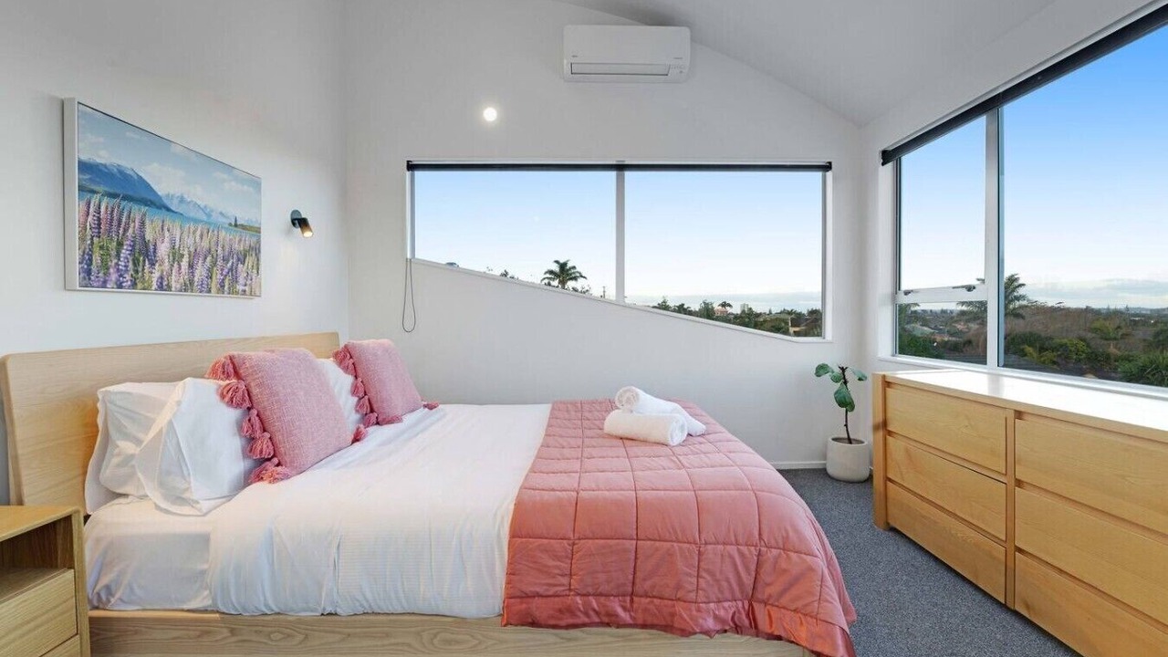 Photo of Bedroom in Orewa