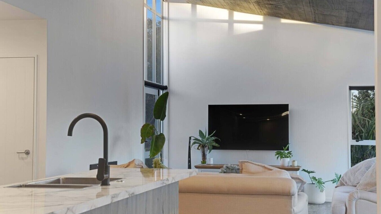 Photo of Livingroom in Orewa