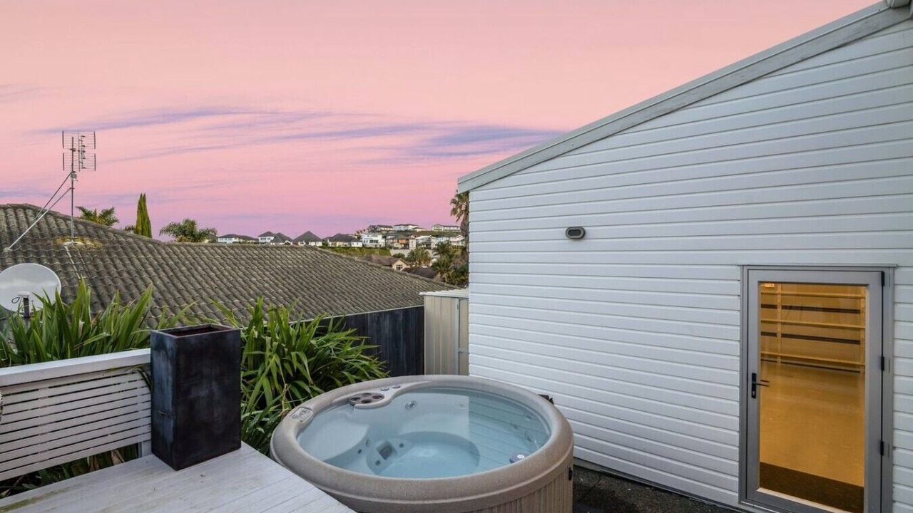 Photo of Patio Balcony in Orewa