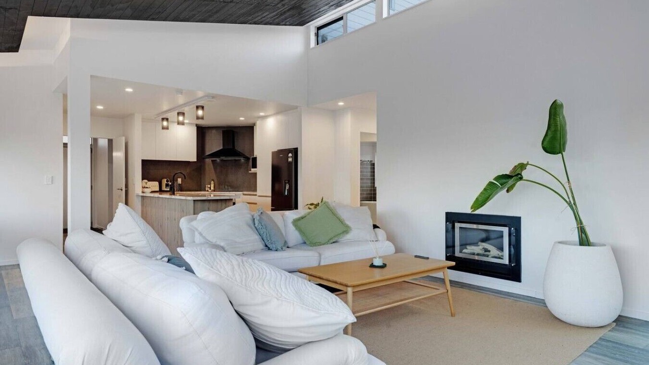 Photo of Livingroom in Orewa