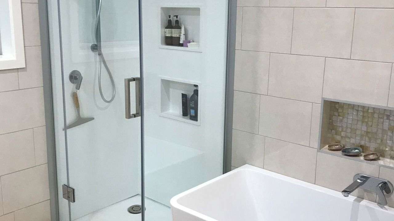 Photo of Bathroom in Tahunanui