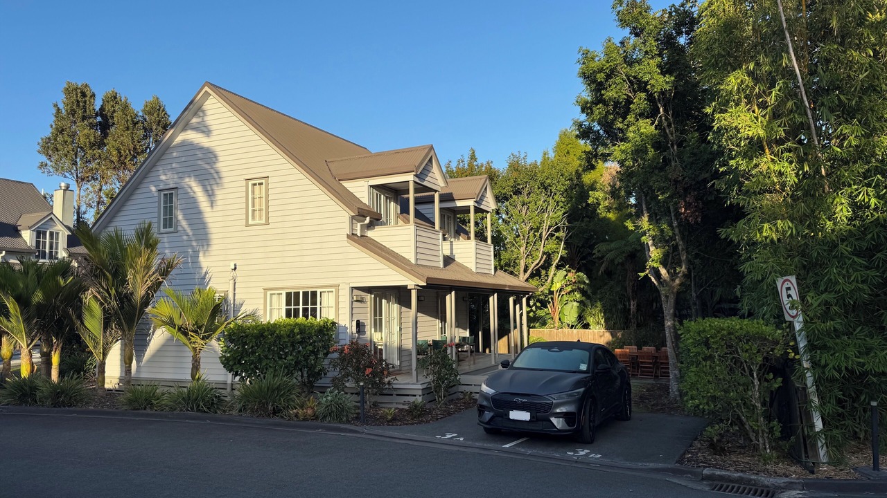 Photo of Outdoor in Russell