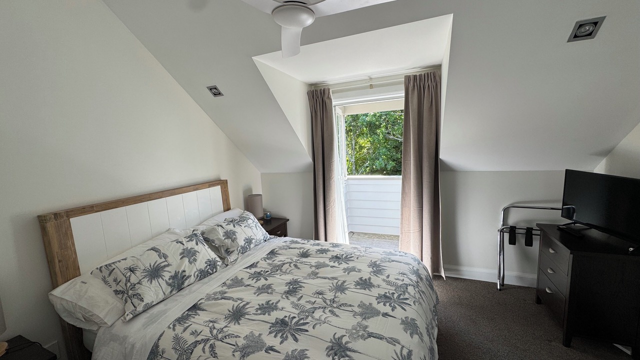 Photo of Bedroom in Russell