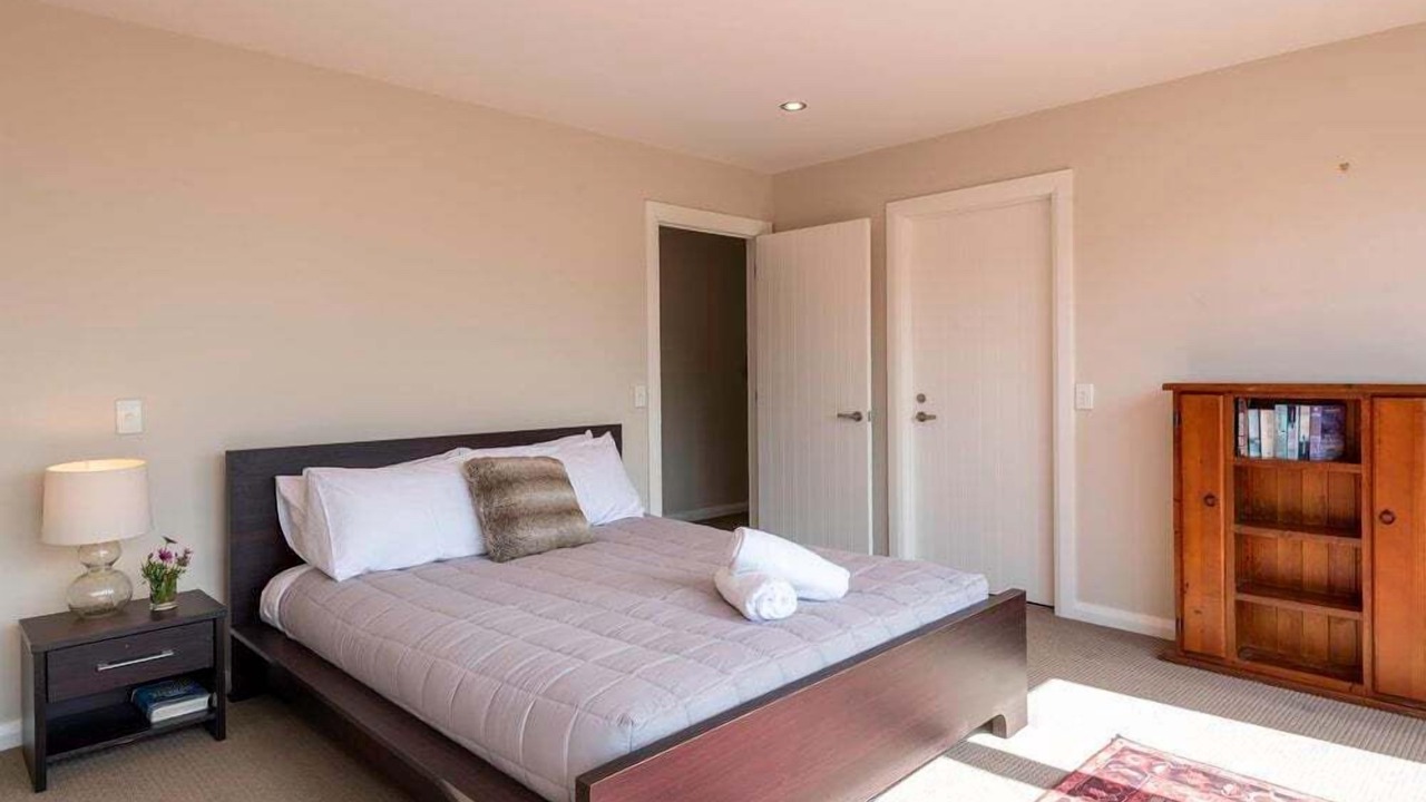 Photo of Bedroom in Pohara