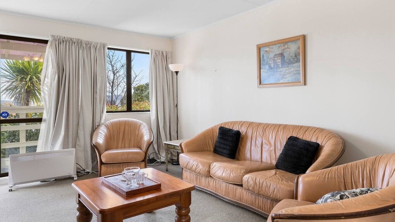 Photo of Livingroom in Hilltop