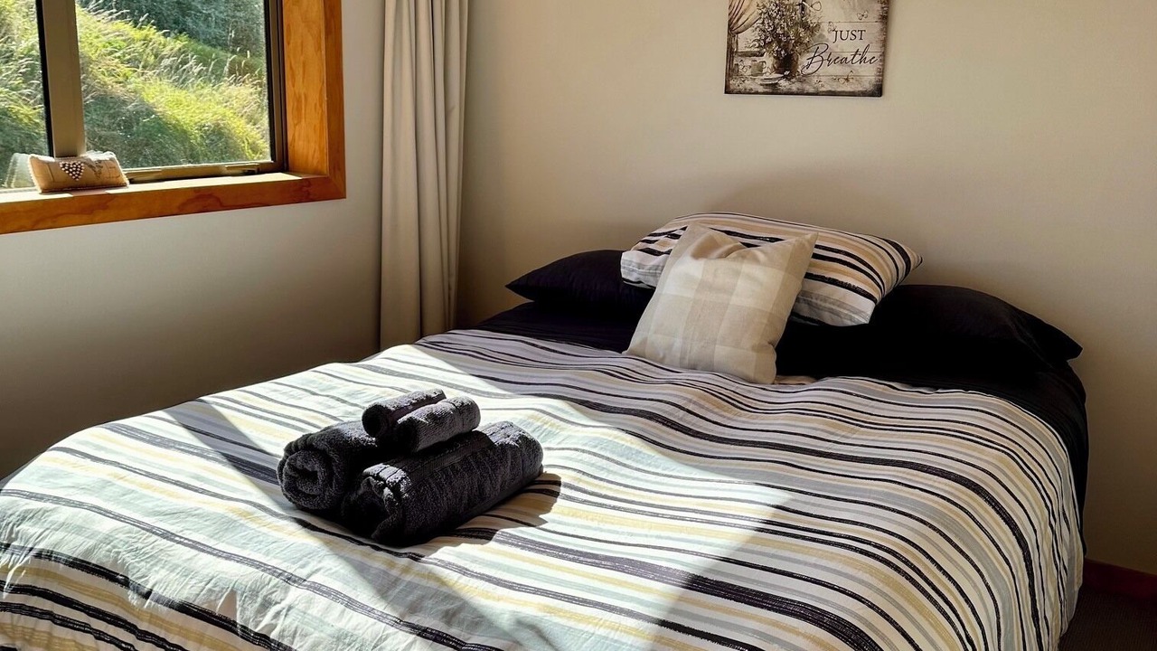 Photo of Bedroom in Gore Bay