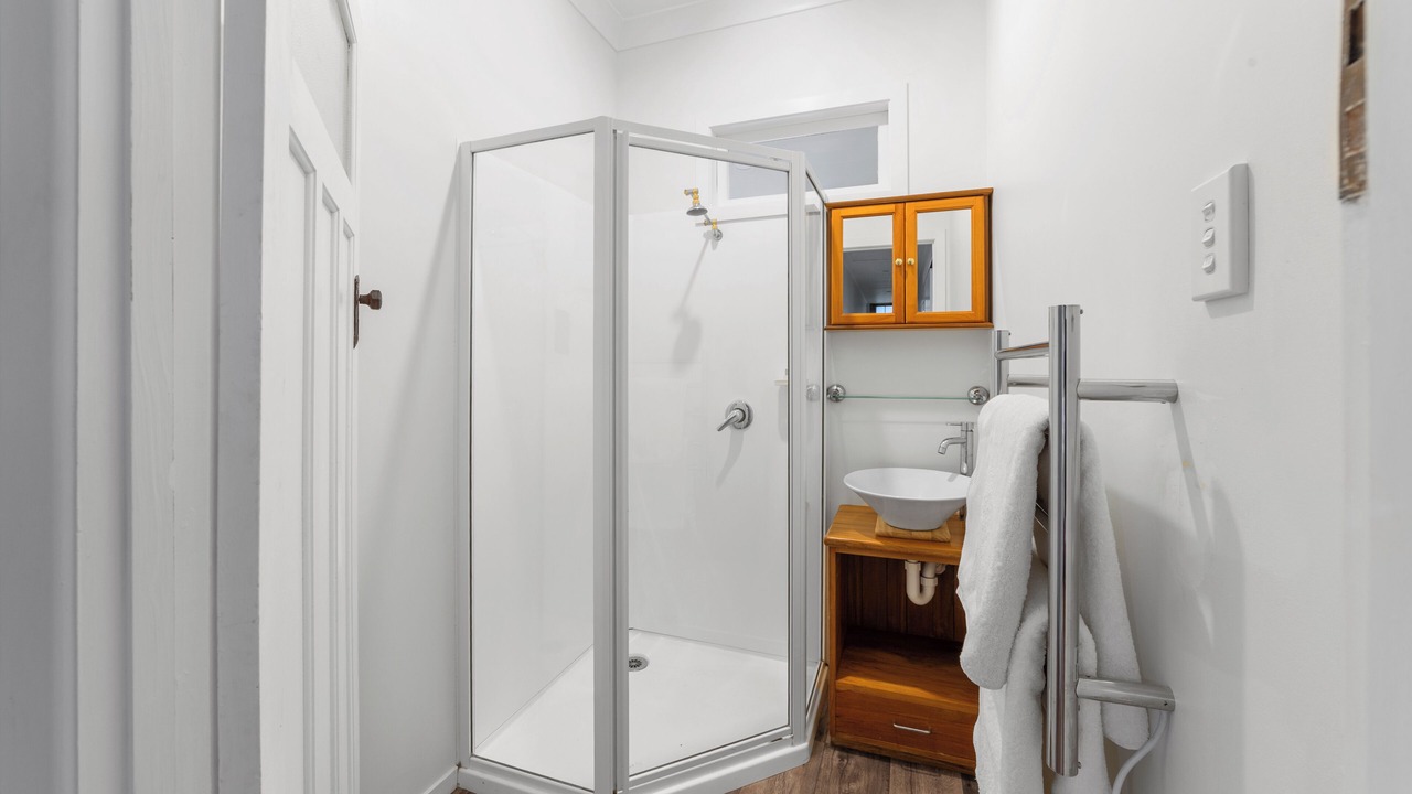 Photo of Bathroom in Karapiro