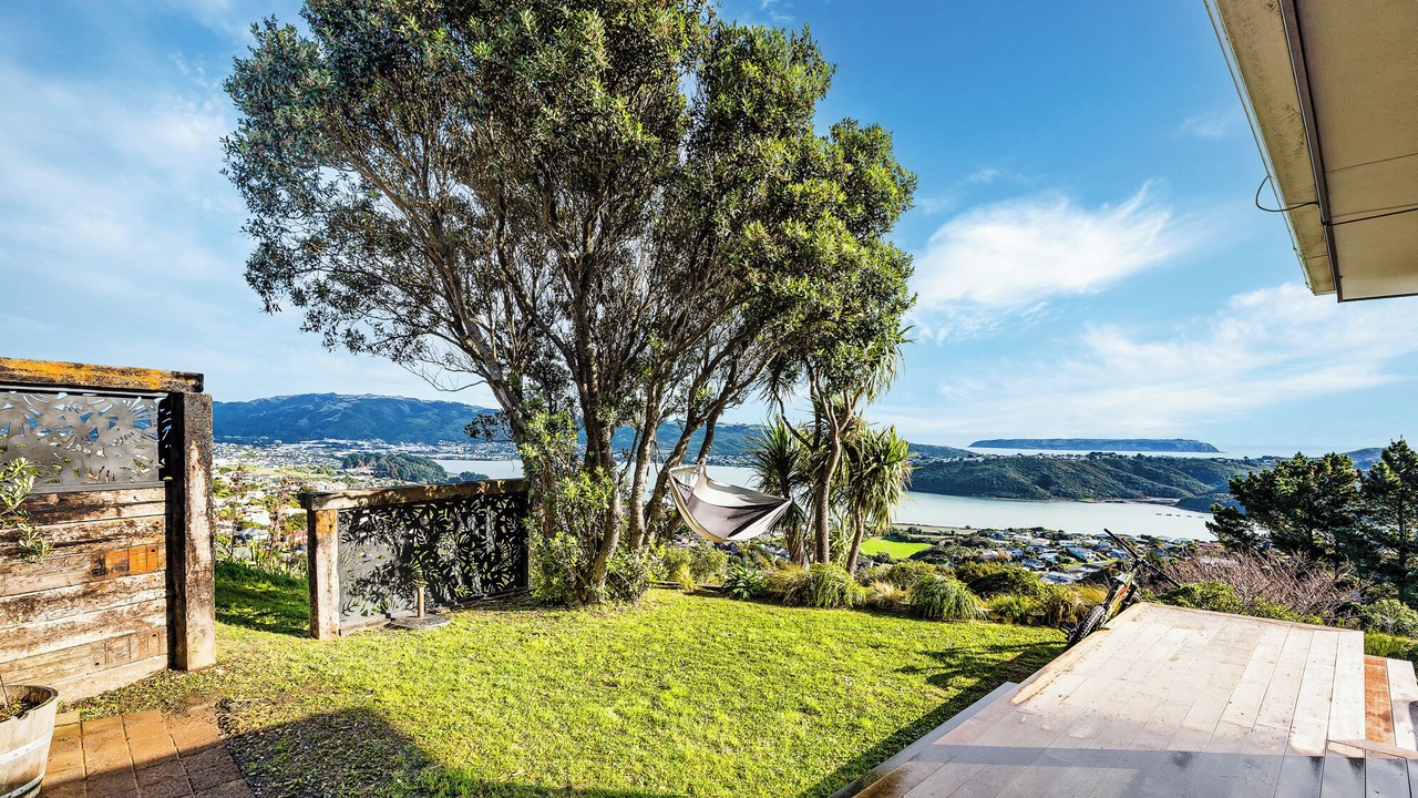 Photo of Patio Balcony in Porirua