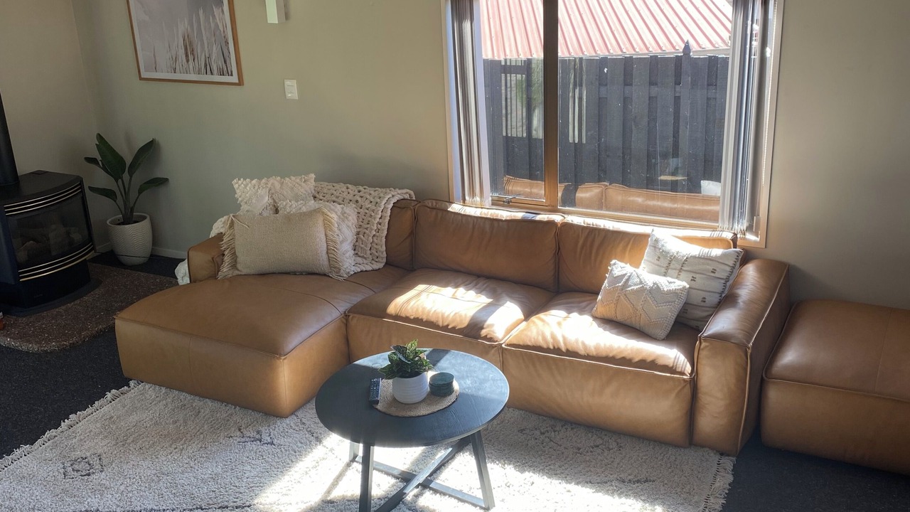 Photo of Livingroom in Leamington