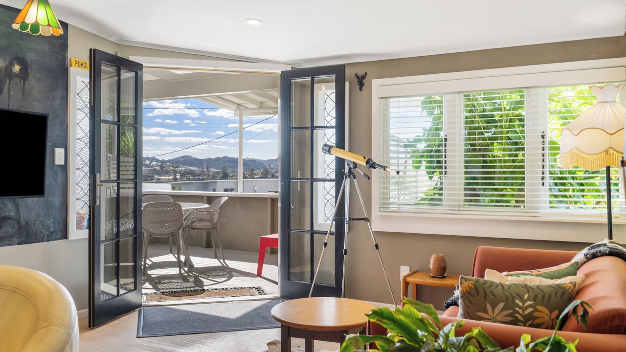 Photo of Livingroom in Red Beach