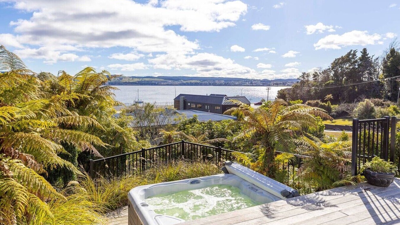 Photo of Outdoor in Two Mile Bay