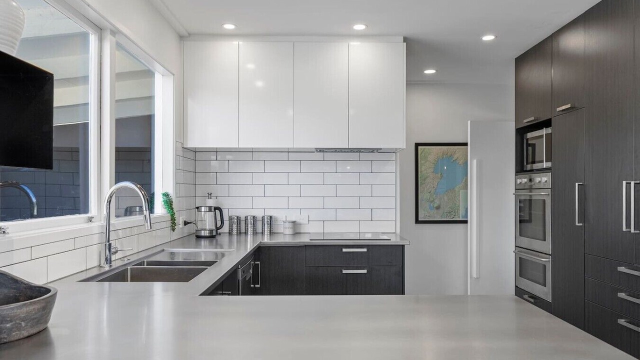 Photo of Kitchen in Two Mile Bay