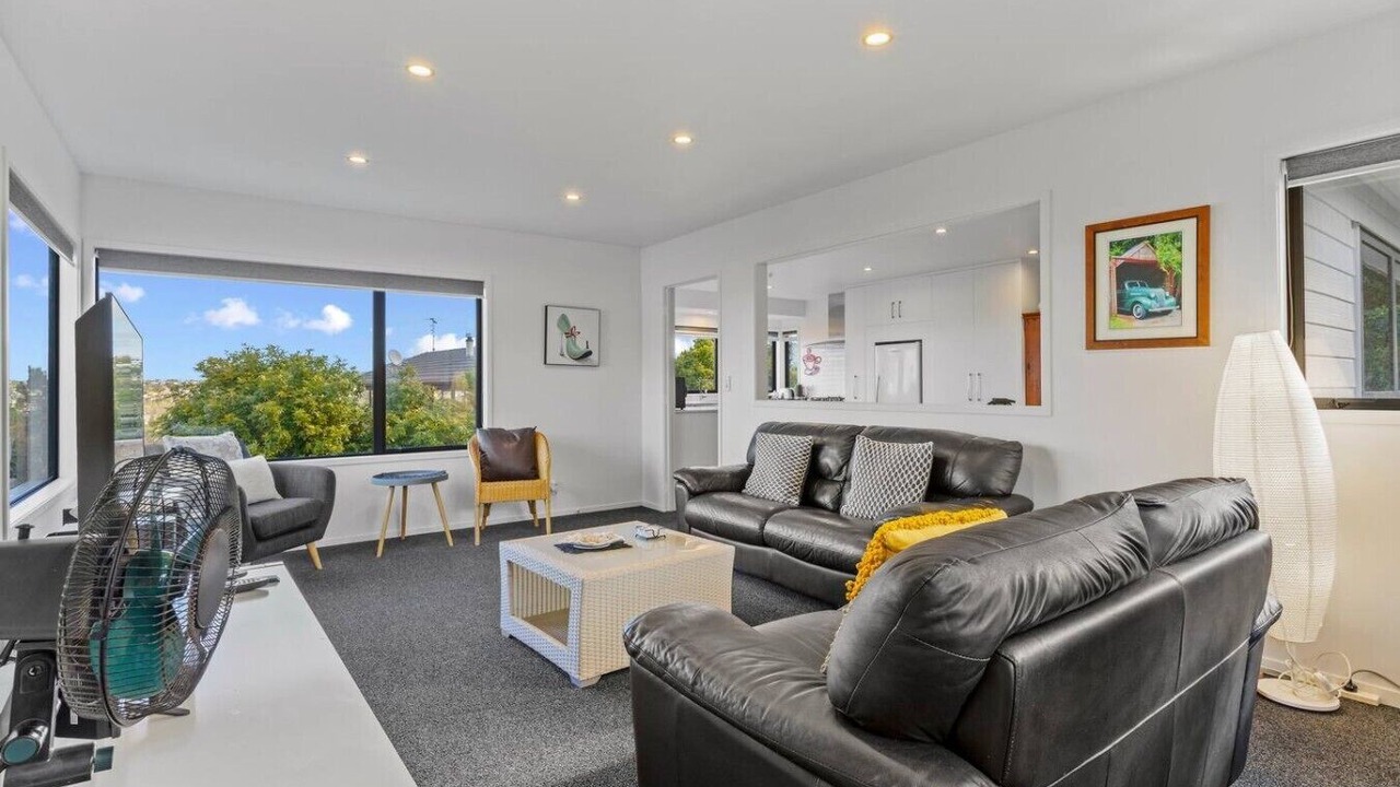 Photo of Livingroom in Browns Bay