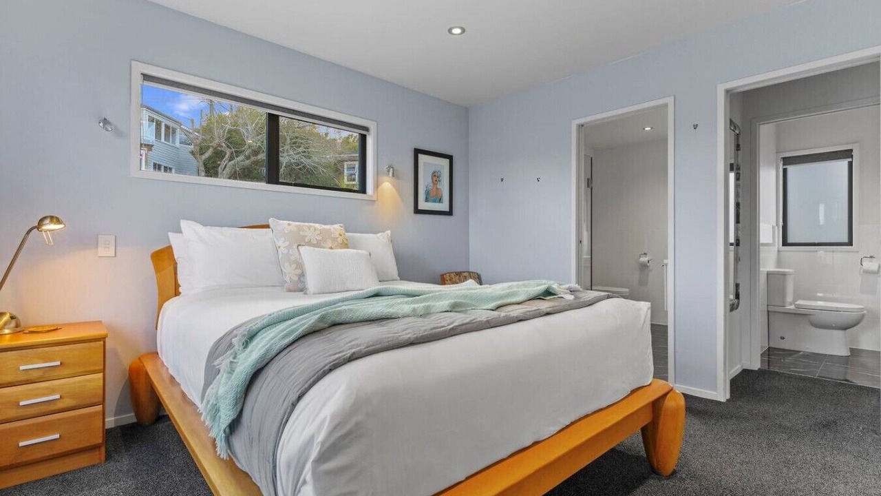 Photo of Bedroom in Browns Bay