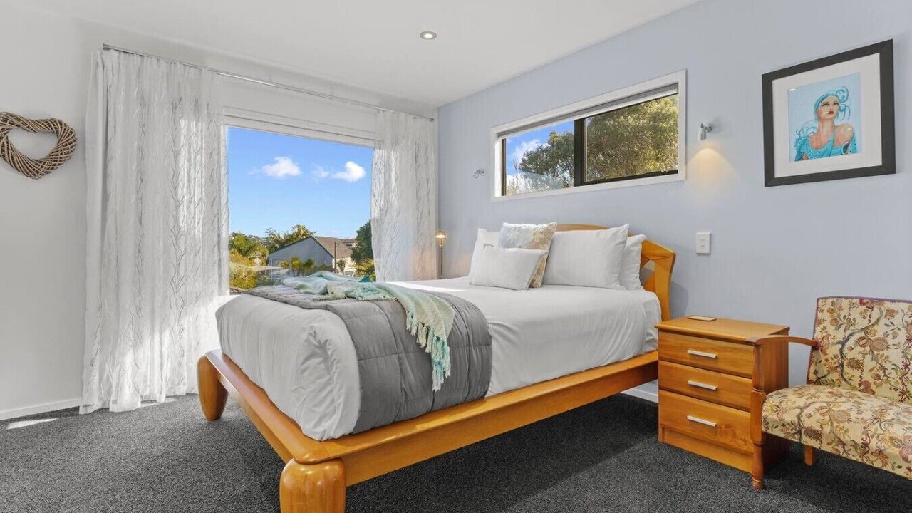 Photo of Bedroom in Browns Bay