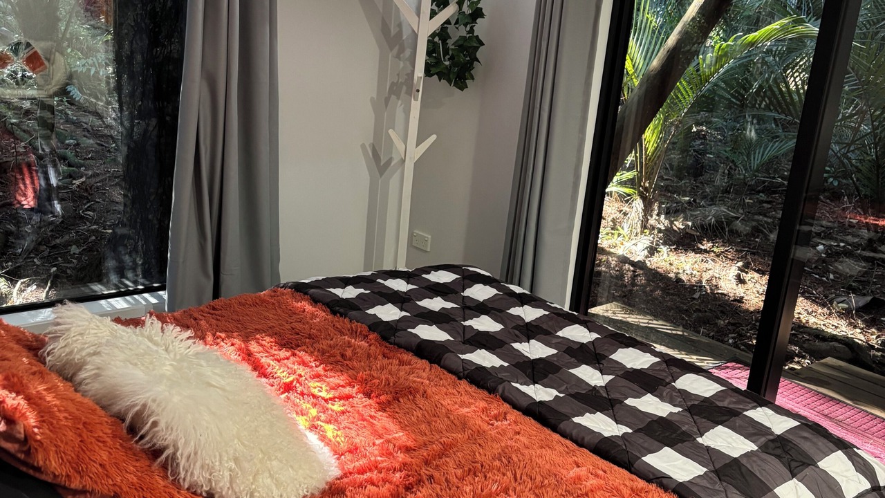 Photo of Bedroom in Titirangi