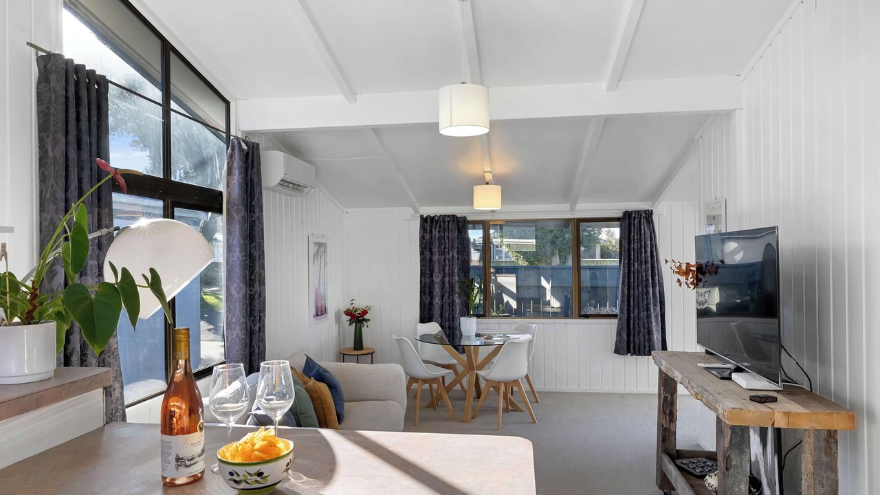 Photo of Livingroom in Fitzroy