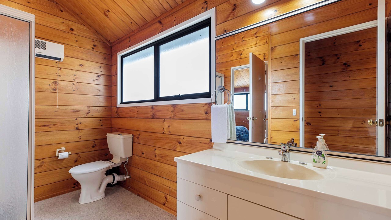 Photo of Bathroom in Papamoa Beach