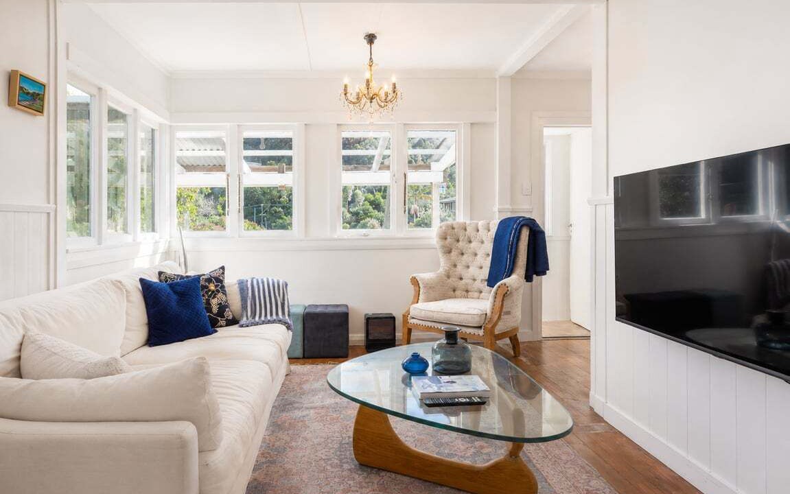 Photo of Livingroom in Surfdale
