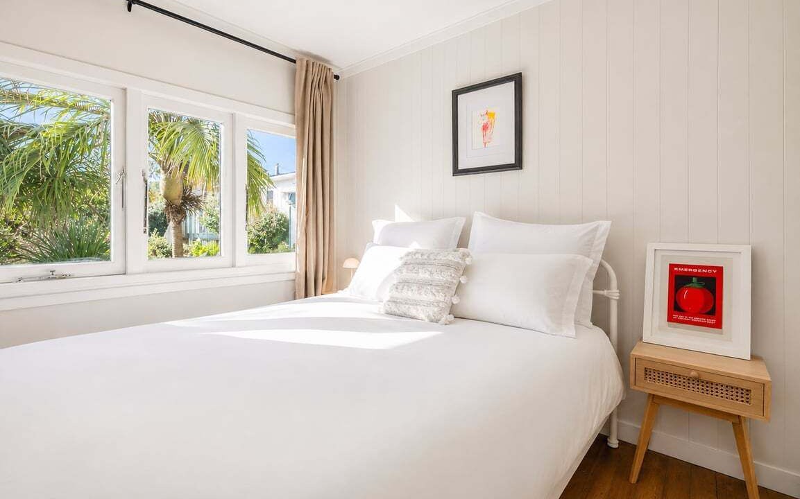 Photo of Bedroom in Surfdale