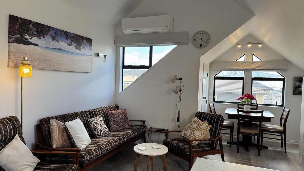 Photo of Livingroom in Palmerston North