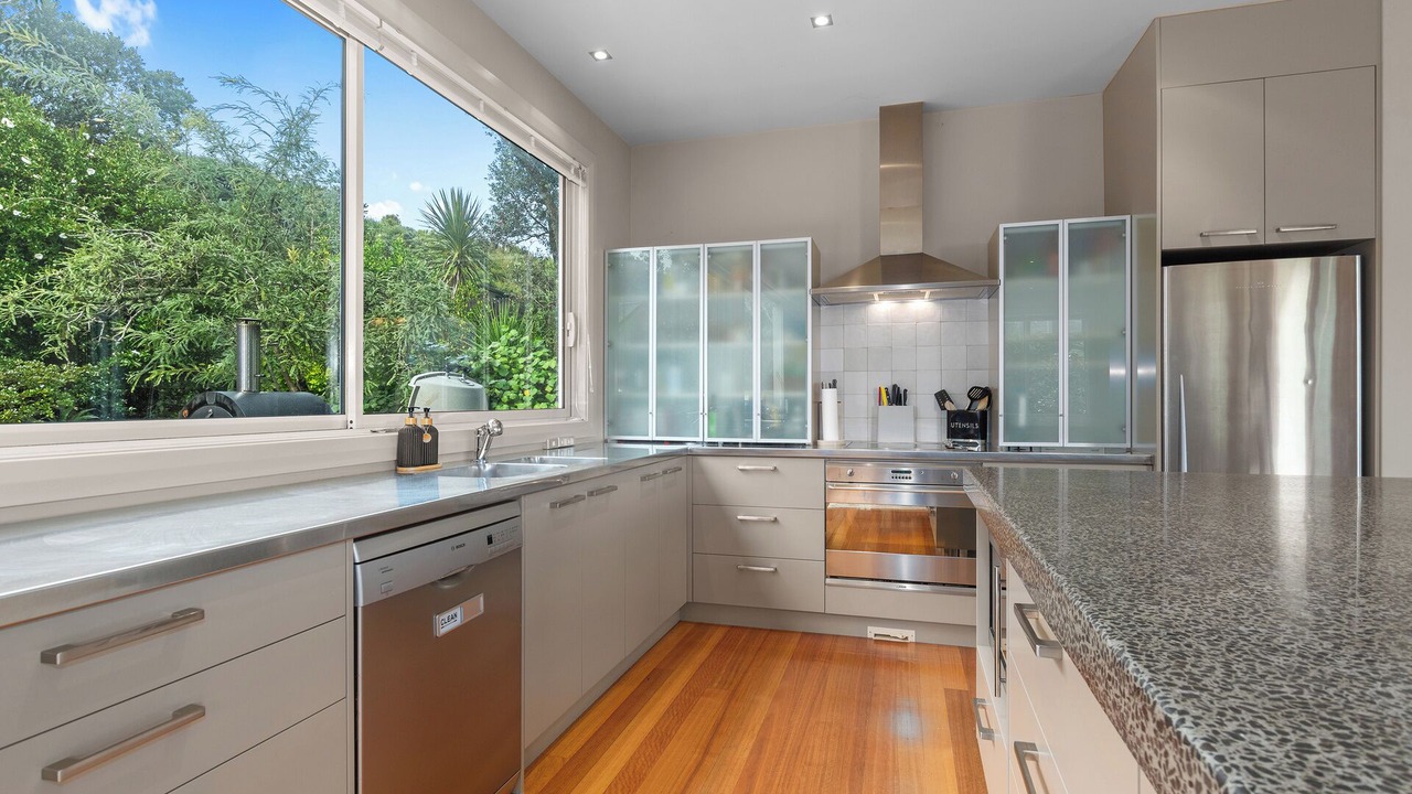 Photo of Kitchen in Langs Beach