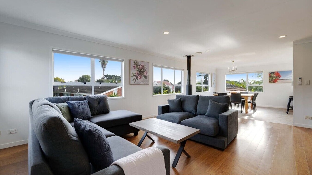 Photo of Livingroom in Greenlane - Ellerslie