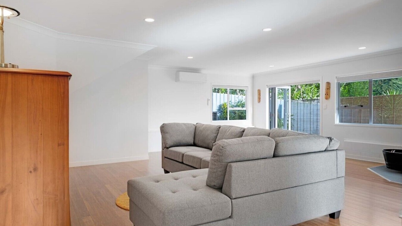 Photo of Livingroom in Greenlane - Ellerslie