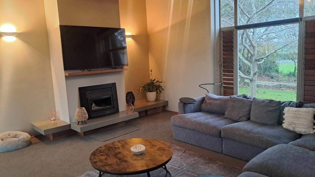 Photo of Livingroom in Ngahinapouri