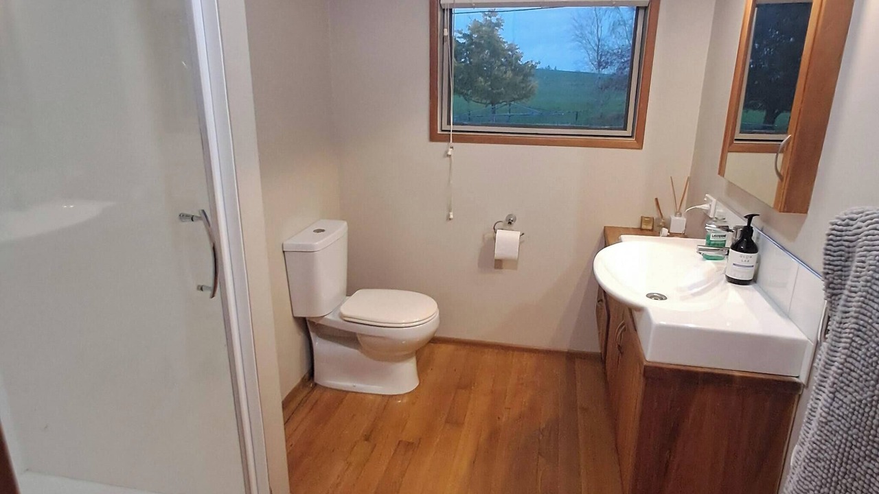 Photo of Bathroom in Ngahinapouri