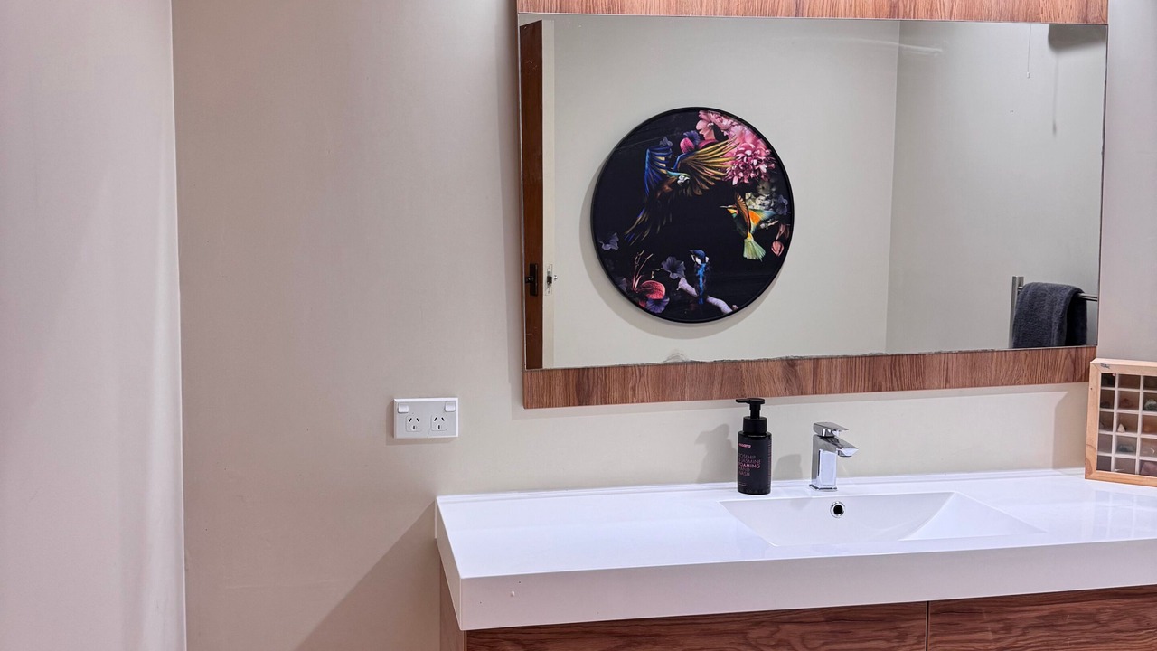 Photo of Bathroom in Ngahinapouri