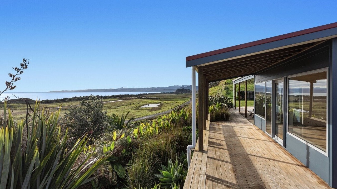 Photo of Patio Balcony in Tirohanga