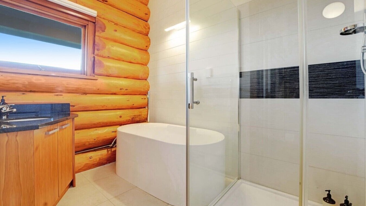 Photo of Bathroom in Hunua