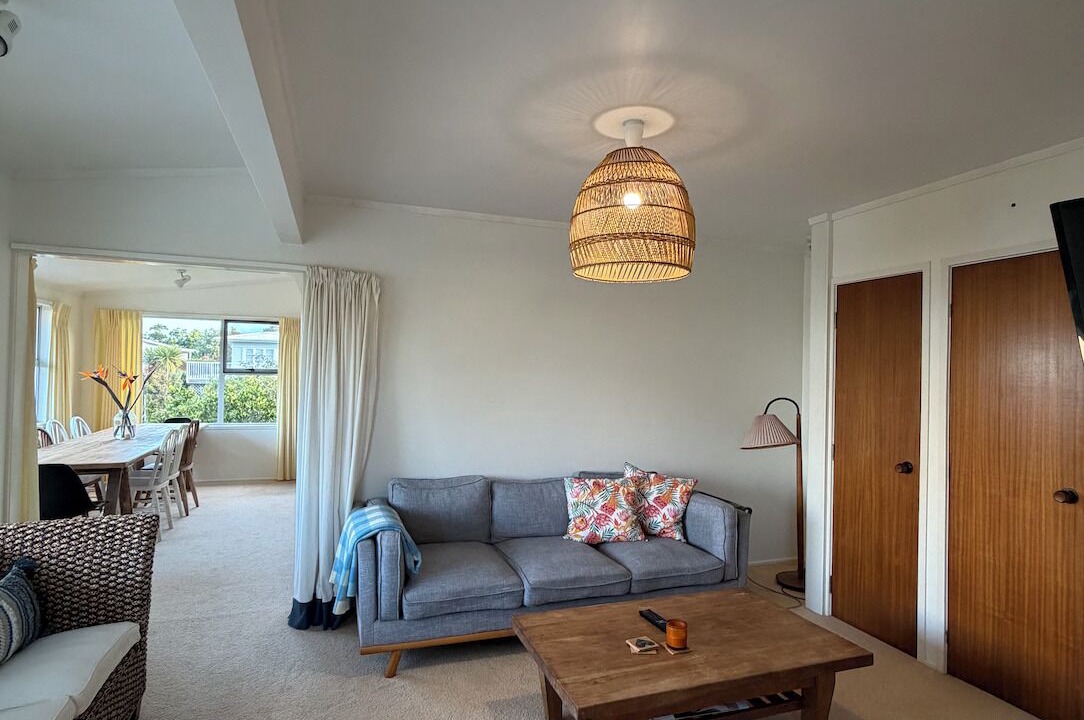 Photo of Livingroom in Leigh