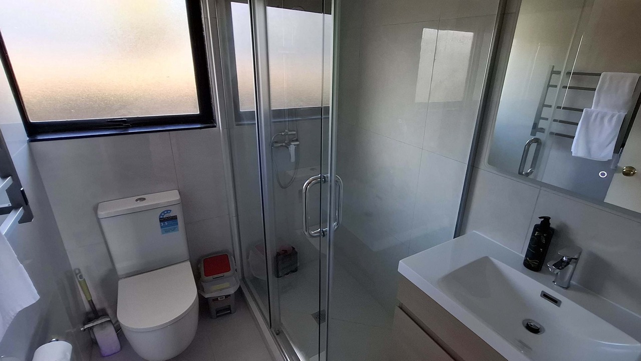 Photo of Bathroom in Glen Eden