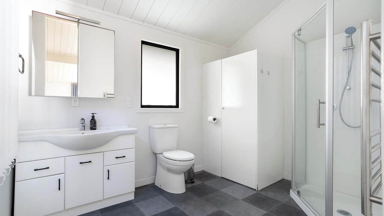 Photo of Bathroom in Papamoa Beach