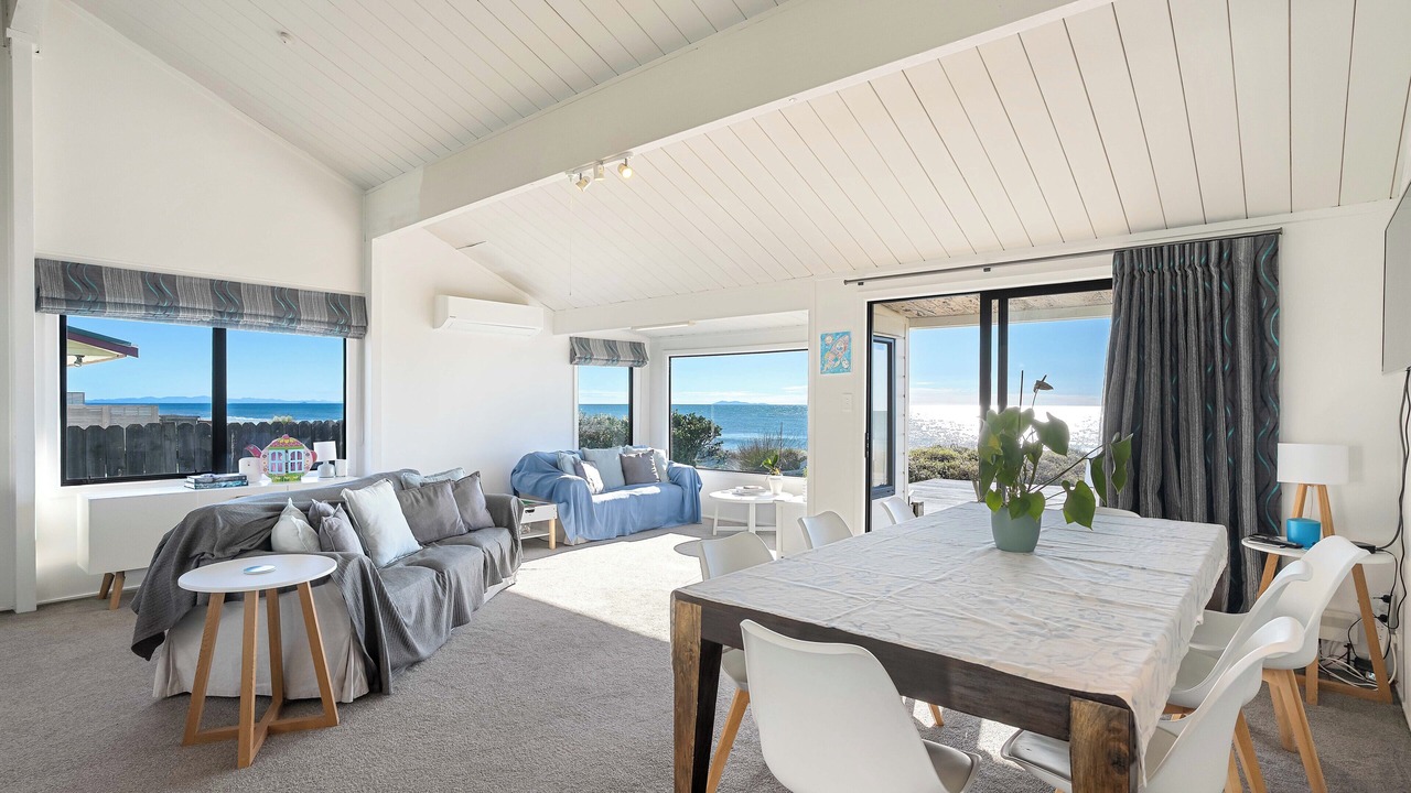 Photo of Livingroom in Papamoa Beach